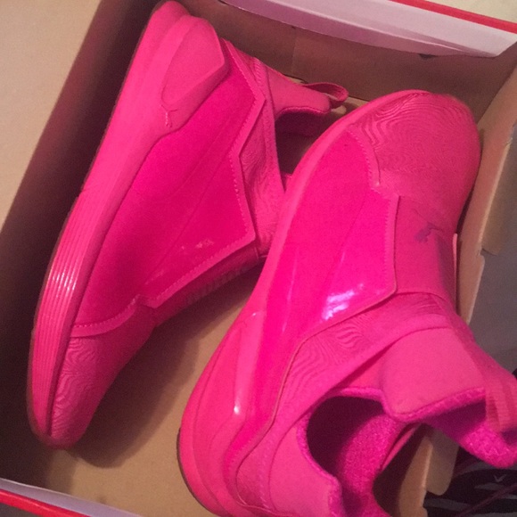 Puma shoes - Picture 3 of 4